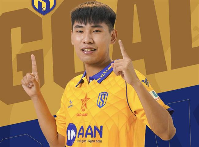 Đinh Xuân Tiến hạnh phúc khi lập công giúp SLNA thắng Hải Phòng