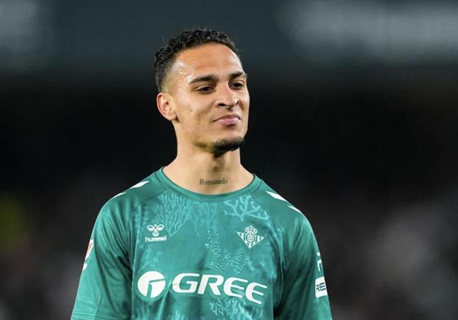 Antony thi đấu sáng chói trong ngày Man United bại trận