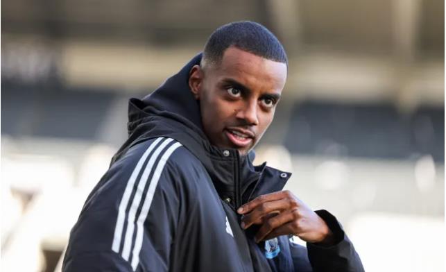 Alexander Isak dang co phong do cuc tot cho Newcastle United.