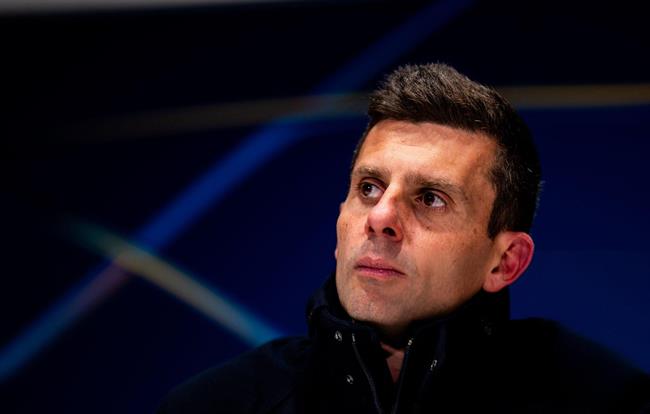 Tiền vệ Juventus tranh cãi với HLV Thiago Motta sau trận thua PSV