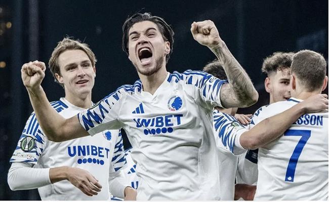 Điểm tin bóng đá tối 222 Barca gia hạn với Inigo Martinez 3