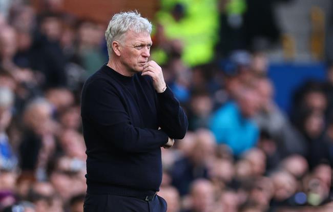 David Moyes bức xúc khi Everton mất oan quả penalty trước MU