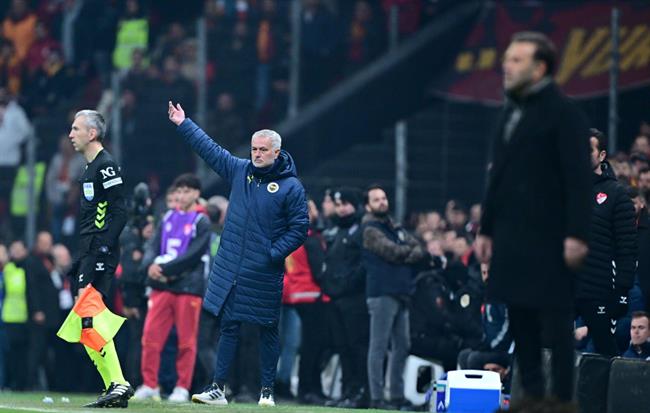 Galatasaray tố HLV Jose Mourinho có lời lẽ phân biệt chủng tộc 1