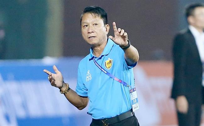 HLV Văn Sỹ Sơn: Quảng Nam thua vì áp lực tâm lý thi đấu sân nhà