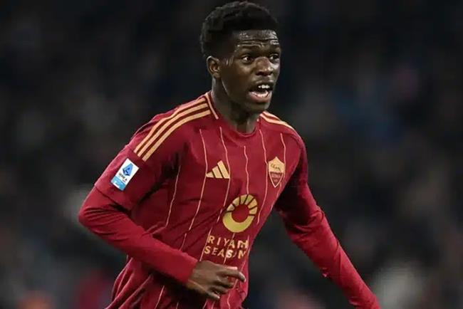 Tiểu sử cầu thủ Lucas Gourna-Douath 