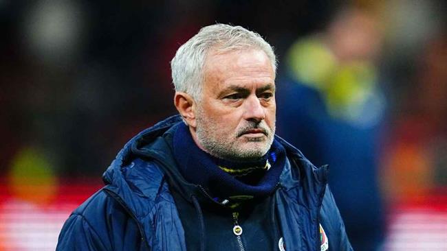 Jose Mourinho nhận án phạt, nhưng không phải vì phân biệt chủng tộc 1