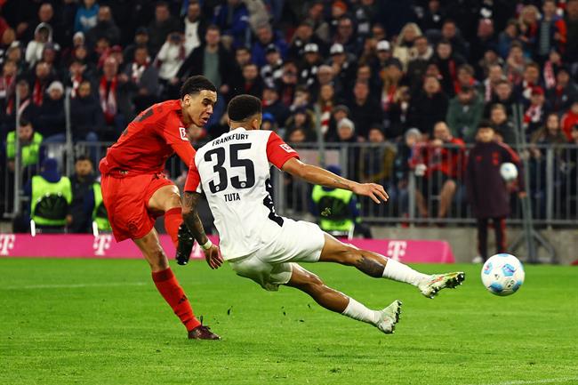 Nhận định Frankfurt vs Leverkusen (00h30 ngày 23) Gieo sầu cho đội khách 1