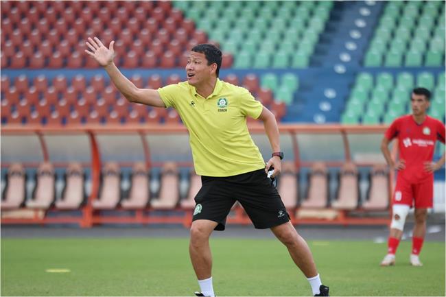 HLV Anh Đức có cơ hội cùng Bình Dương nâng cao danh hiệu trên sân nhà