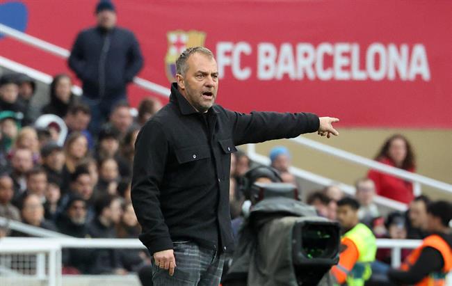 Hansi Flick không bất ngờ trước chuỗi trận bất bại của Barca