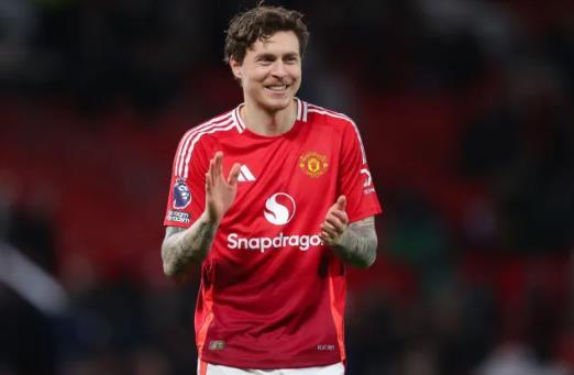 Victor Lindelof co the roi MU o He 2025 theo dang chuyen nhuong tu do.