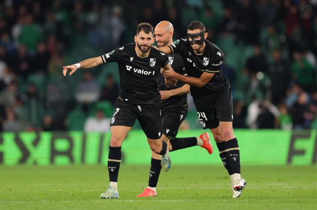 Nhận định Vitoria Guimaraes vs Real Betis (03h00 ngày 143) Phá dớp vòng 16 đội 2