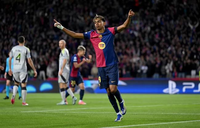 Lamine Yamal vừa ghi bàn thắng đẹp nhất sự nghiệp