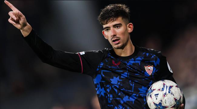 Tiểu sử cầu thủ Kike Salas