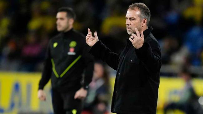 Hansi Flick cảnh báo Barca trước trận đại chiến với Atletico