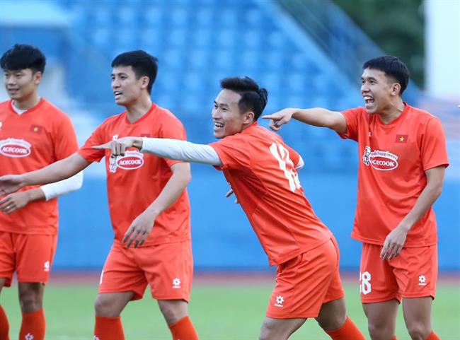 ĐT Việt Nam thay đổi kế hoạch tập trung trước thềm đấu Malaysia