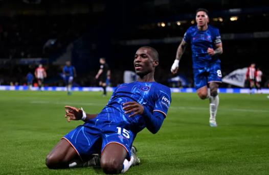 Nicolas Jackson bỏ lỡ 8 trận gần đây của Chelsea vì chấn thương. Nicolas Jackson bo lo 8 tran gan day cua Chelsea vi chan thuong.