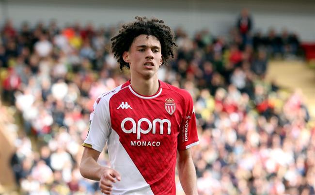 Thông tin, tiểu sử của cầu thủ Maghnes Akliouche