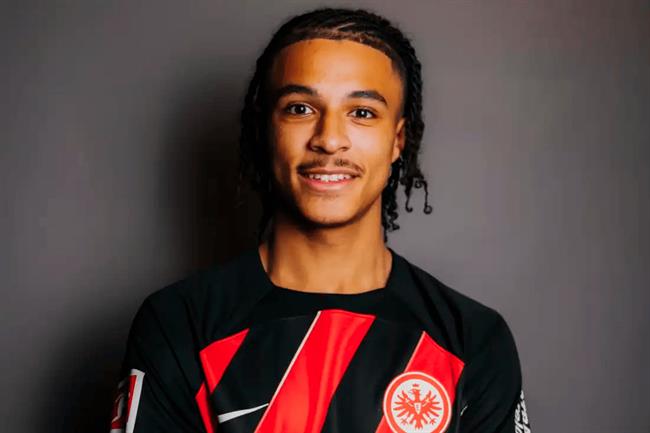 Tiểu sử tiền vệ Jean-Matteo Bahoya