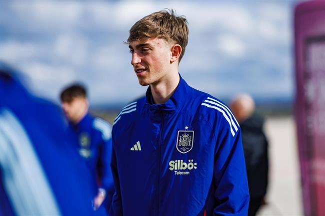 Ngày đặc biệt của Dean Huijsen