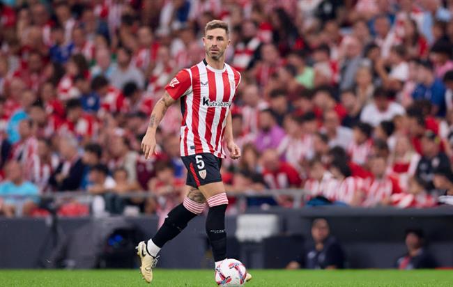 Tiểu sử trung vệ Yeray Alvarez