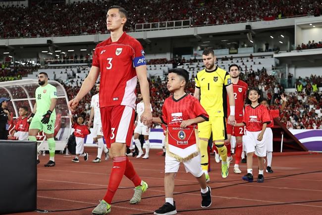 Truyền thông xứ Vạn đảo bất ngờ khi Jay Idzes nói tiếng Indonesia