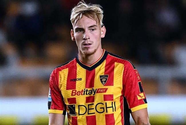 Tiểu sử tiền vệ Balthazar Pierret