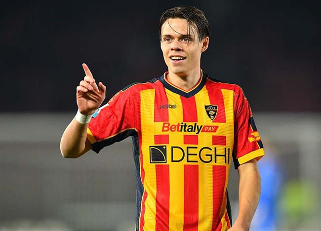 Tiểu sử cầu thủ Thorir Johann Helgason