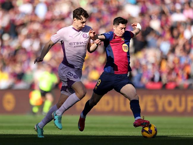 Hansi Flick cho phép Barca mơ về chức vô địch La Liga 1
