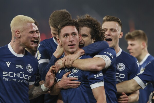 Nhận định Bielefeld vs Leverkusen (1h45 ngày 24) Giải mã hiện tượng 1