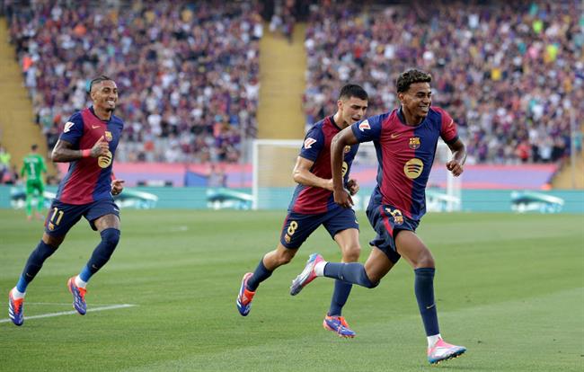 Pedri tin Lamine Yamal hoặc Raphinha sẽ giành QBV