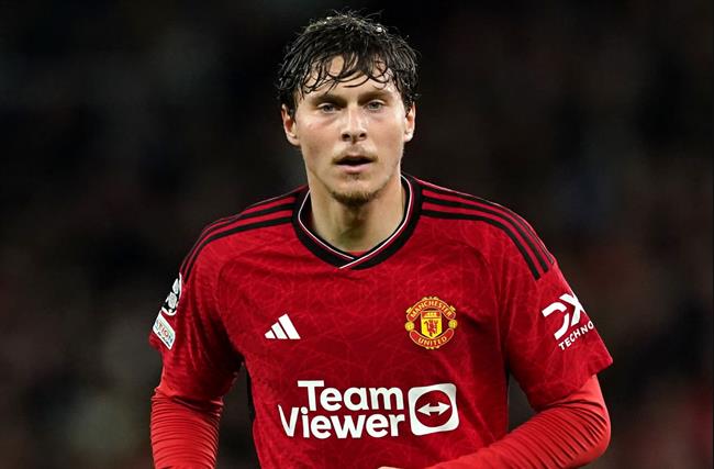 Victor Lindelof rời MU nhưng vẫn thi đấu ở Premier League