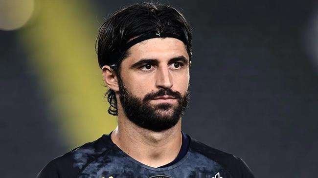  Tiểu sử trung vệ Sebastiano Luperto