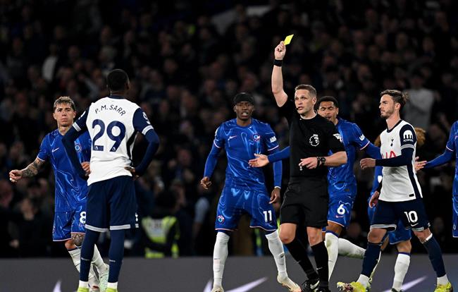 Ange Postecoglou lên tiếng về bàn thắng bị hủy trước Chelsea 1