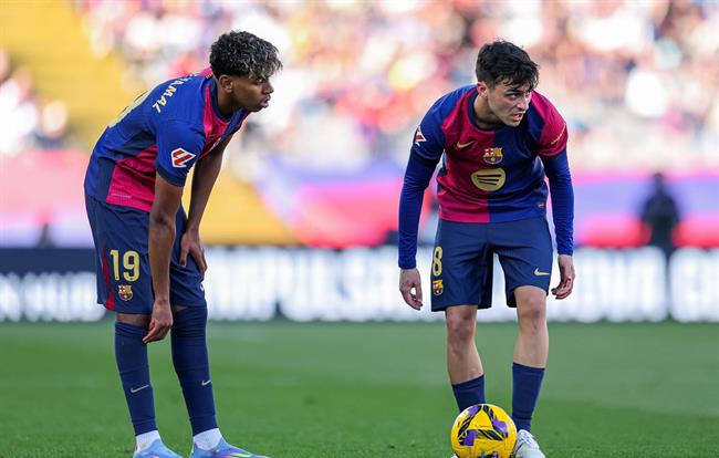 Pedri: Ngọn hải đăng dẫn lối Barca tới chiến thắng