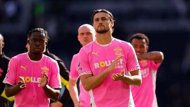 Southampton xuong hang truoc 7 vong dau