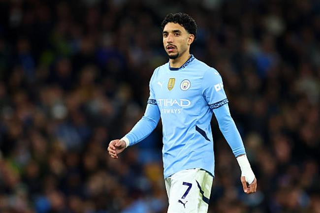 Omar Marmoush lên tiếng cảnh báo MU