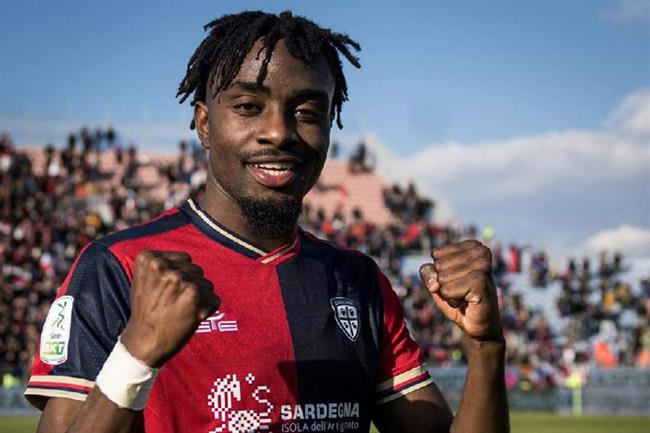 Tiểu sử tiền vệ Antoine Makoumbou