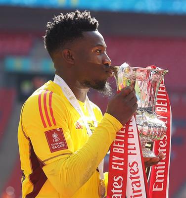 Andre Onana đáp trả Matic sau khi bị chê kém nhất lịch sử MU 1