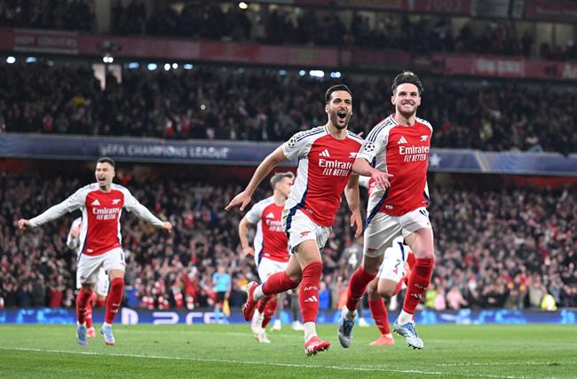 Mikel Merino không ngạc nhiên trước tài sút phạt của Declan Rice