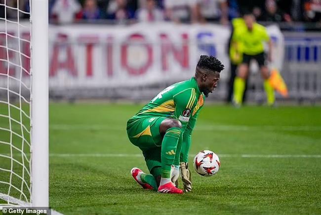 Điểm tin bóng đá tối 134 Andre Onana bị loại khỏi đội hình MU 1