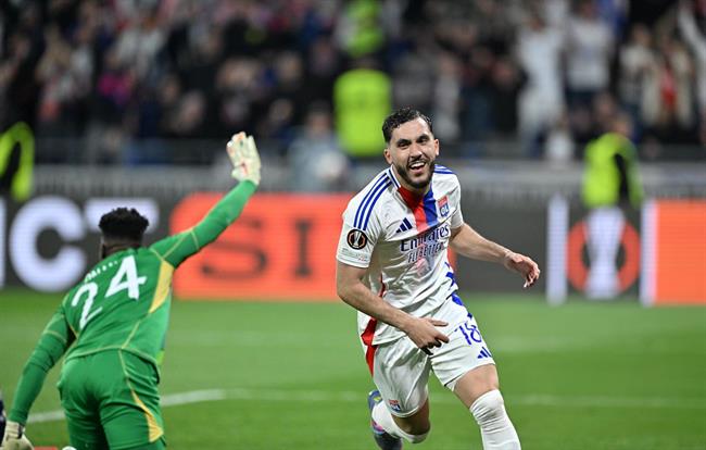 Man City nhắm ba sao khủng nâng cấp hàng công