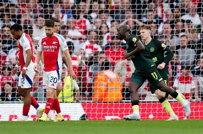 Mikel Arteta thừa nhận Arsenal khó vô địch Premier League