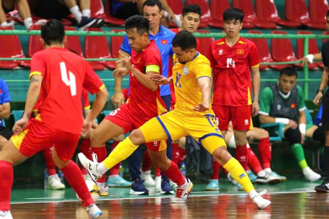 ĐT futsal Việt Nam thắng đội top 7 thế giới 4-1 1