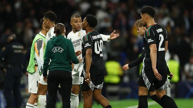 Real Madrid 1-2 (1-5) Arsenal Hạ Los Blancos tại Bernabeu, Arsenal đụng PSG ở bán kết Champions League 202425 3 Real Madrid 1-2 (1-5) Arsenal Hạ Los Blancos tại Bernabeu, Arsenal đụng PSG ở bán kết Champions League 202425 3