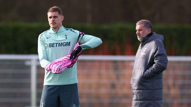 Hậu vệ Tottenham khó hiểu với quyết định sa thải Postecoglou