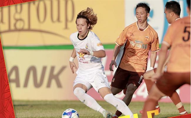 Viktor Lê ghi dấu ấn đậm nét trong trận thắng của Hà Tĩnh trước HAGL