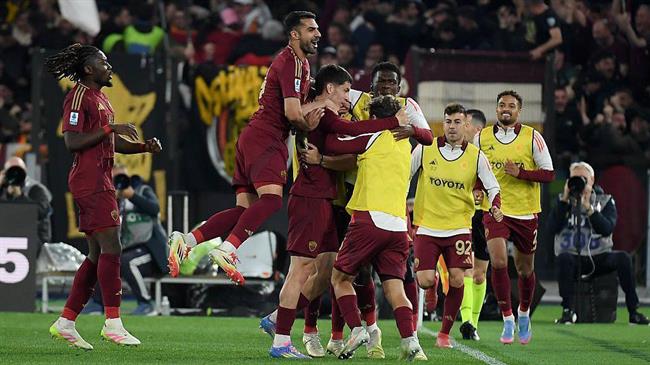 Nhận định Roma vs Hellas Verona (01h45 ngày 204) Mồi ngon cho chủ nhà 1