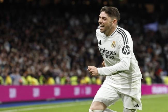 Fede Valverde lên tiếng sau màn hóa người hùng cho Real Madrid