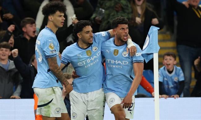 Những con số ấn tượng sau trận Man City 2-1 Aston Villa