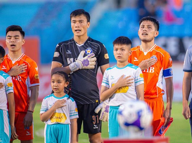 Bùi Tiến Dũng: Ngôi sao hi vọng của SHB Đà Nẵng trên hành trình trụ hạng